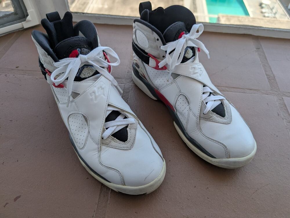 RARE🔥 Nike Air Jordan 8 Retro Bugs Bunny White Black Red Sz 9.5 2013 305381-103